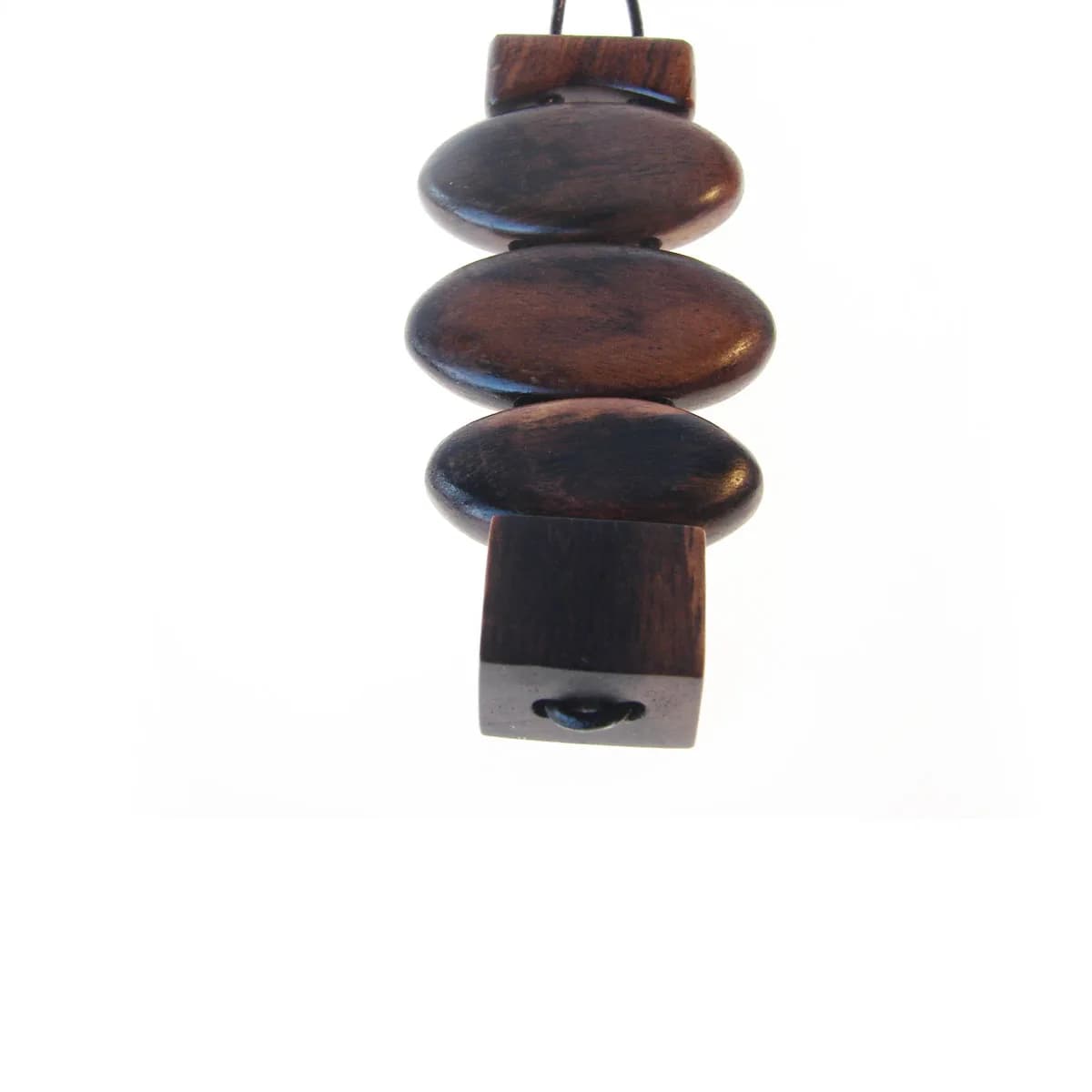 Pendant planets